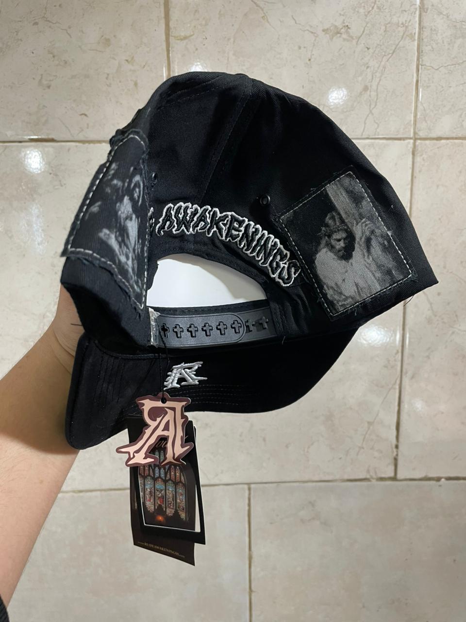 Gorra Urbana LALALA – Modelo "cristo"