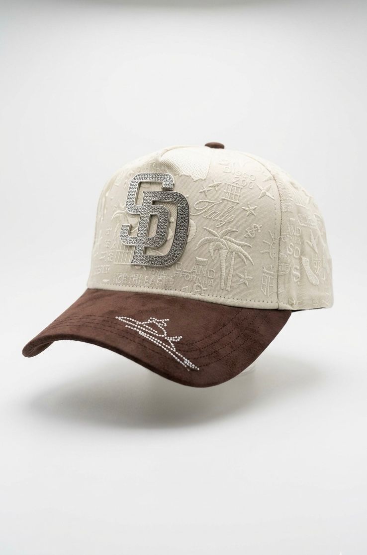 Gorra Gallo Fino – Modelo "SD California Dreamin'" (Edición Premium Chocolate)