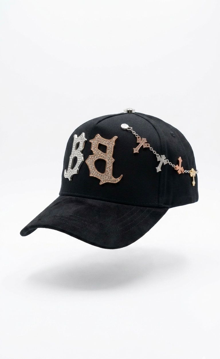 Gorra Urbana – Modelo "BB Gothic Luxury" (Edición Especial Cross Chain)